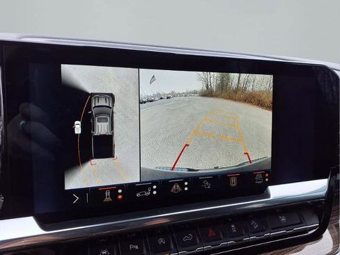 Used 2025 Chevrolet Silverado 1500 LT Trail Boss w/ LT Trail Boss Premium Package image 7