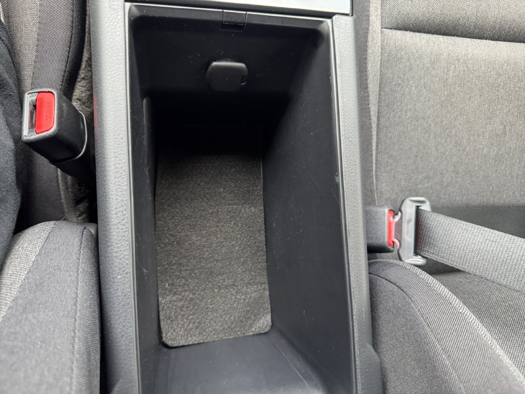Used 2025 Toyota Camry LE FWD image 26