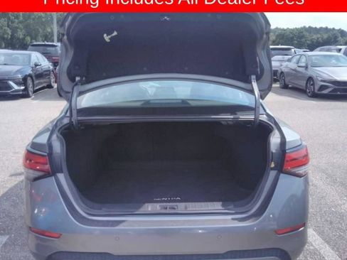 Used 2025 Nissan Sentra SV FWD image 4
