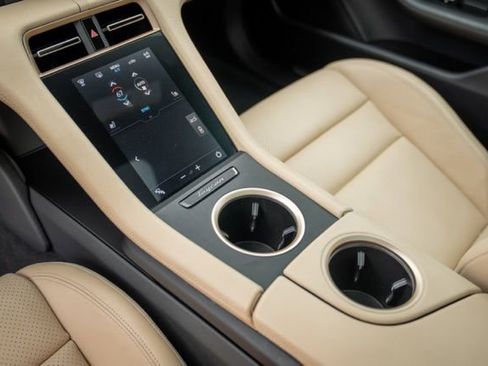 Used 2020 Porsche Taycan Turbo image 38