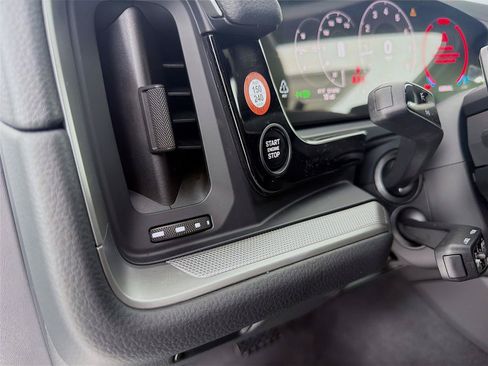 New 2026 Porsche Cayenne AWD/4WD image 10