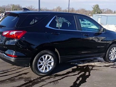 Used 2021 Chevrolet Equinox LT image 3