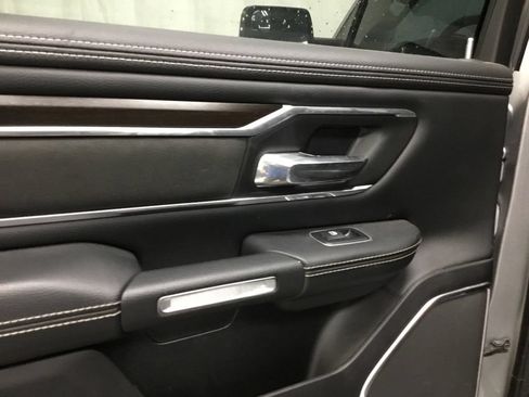 Used 2022 RAM 1500 Laramie AWD/4WD image 13