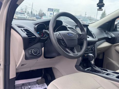Used 2017 Ford Escape SE w/ Equipment Group 201A image 13
