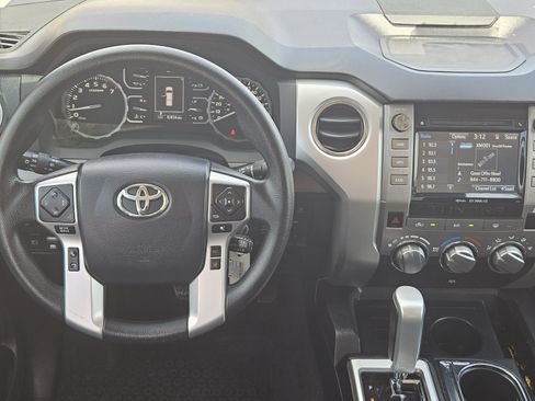 Used 2018 Toyota Tundra SR5 w/ SR5 Upgrade Package RWD image 34