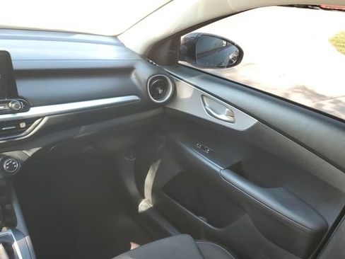 Certified 2024 Kia Forte LXS FWD image 13