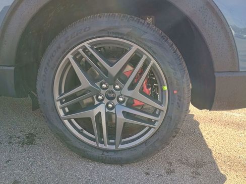 New 2026 Ford Explorer ST w/ Sun And Sound Package image 31