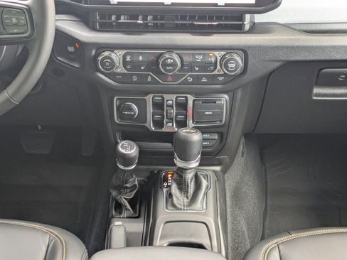 New 2026 Jeep Wrangler Unlimited Sport AWD/4WD image 18