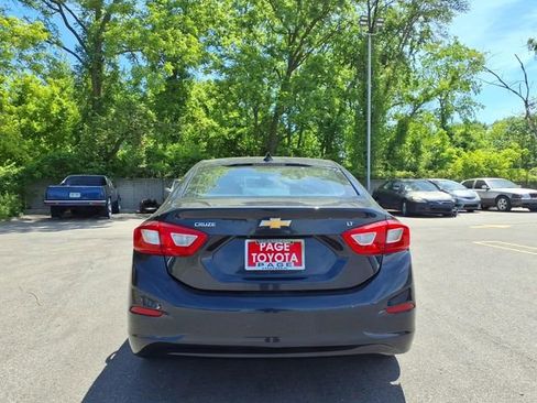 Used 2016 Chevrolet Cruze LT w/ Convenience Package FWD image 7