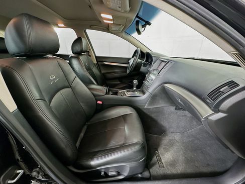 Used 2013 INFINITI G37 x w/ Premium Pkg image 29