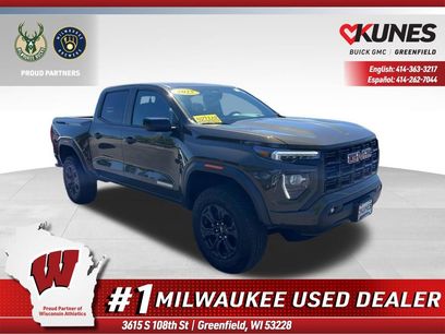 Used 2025 GMC Canyon Elevation w/ Convenience Package