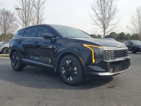 New 2026 Kia Sportage LX FWD image 3