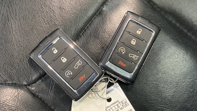 Used 2021 Jeep Grand Cherokee L Limited AWD/4WD image 21