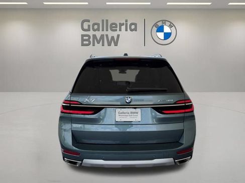 Used 2025 BMW X7 xDrive40i w/ Premium Package AWD/4WD image 7