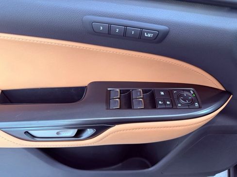 Certified 2025 Lexus NX 250 FWD w/ Cold Area Package image 19