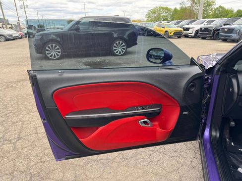 Used 2019 Dodge Challenger R/T Scat Pack RWD image 10