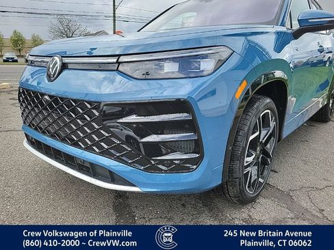 New 2026 Volkswagen Tiguan SEL R-Line AWD/4WD image 24
