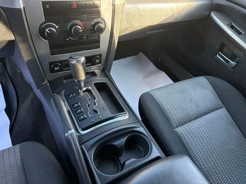 Used 2009 Jeep Grand Cherokee Laredo AWD/4WD image 23