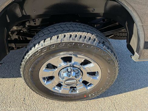 Used 2024 Ford F350 Lariat w/ Lariat Ultimate Package image 14