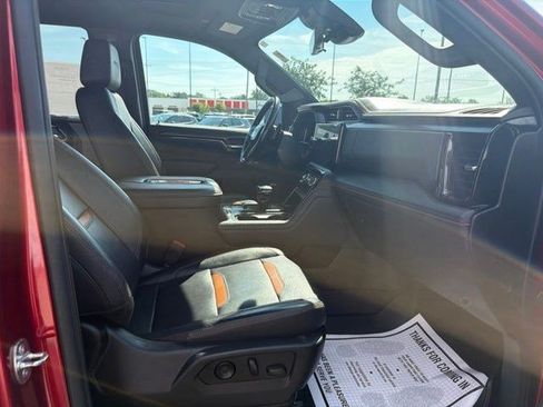 Used 2022 GMC Sierra 1500 AT4 w/ AT4 Premium Package AWD/4WD image 21