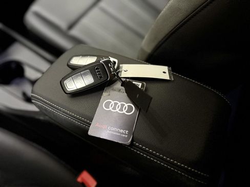 Used 2024 Audi Q4 e-tron Premium Plus w/ Premium Plus image 22