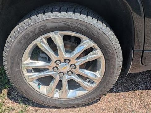 Used 2021 Chevrolet Traverse High Country AWD/4WD image 9