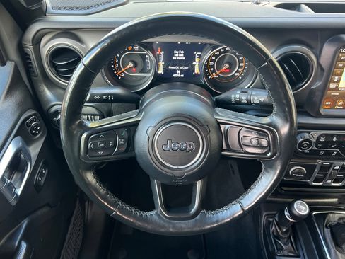 Used 2022 Jeep Wrangler Unlimited Sport w/ Sun And Sound Package image 14