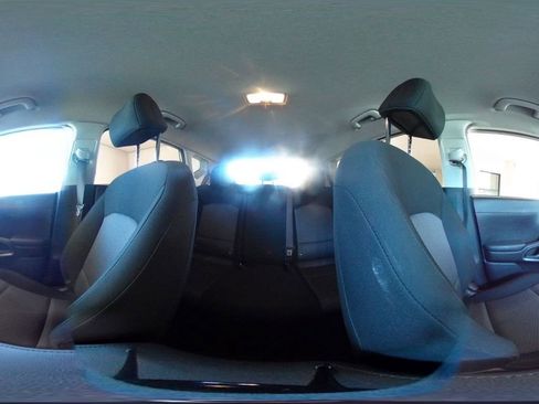 Used 2025 Kia Soul LX w/ LX Technology Package FWD image 37