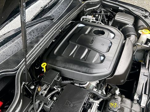 Used 2019 Jeep Grand Cherokee Overland image 32