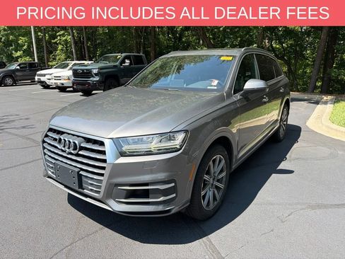 Used 2017 Audi Q7 3.0T Premium Plus w/ Premium Plus Package AWD/4WD image 3