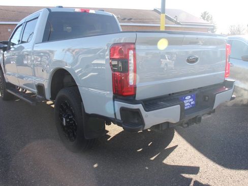 Used 2025 Ford F350 XLT w/ Black Appearance Package image 5