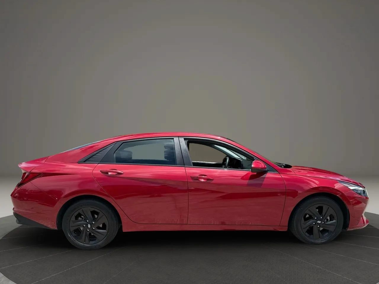 Used 2021 Hyundai Elantra SEL FWD image 8