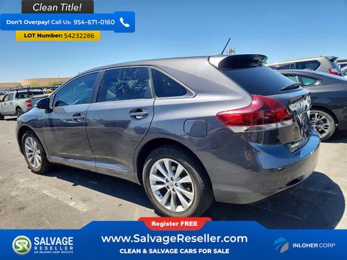 Used 2013 Toyota Venza LE FWD image 3