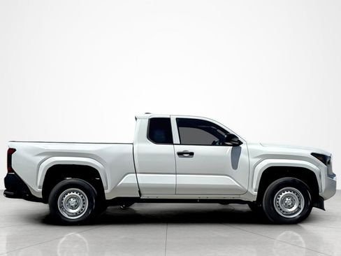 Used 2025 Toyota Tacoma SR w/ SR Upgrade Package RWD image 6