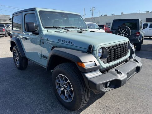 Used 2024 Jeep Wrangler Sport S AWD/4WD image 3