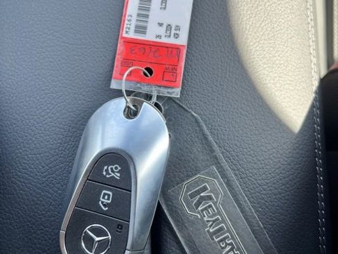 New 2026 Mercedes-Benz GLC 300 image 26