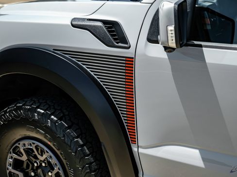 Used 2026 Ford F150 Raptor w/ Equipment Group 803A Raptor R AWD/4WD image 34