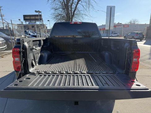 Used 2018 Chevrolet Silverado 1500 LT w/ All Star Edition image 19