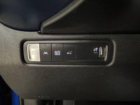 Used 2024 Chevrolet Equinox EV LT FWD image 10