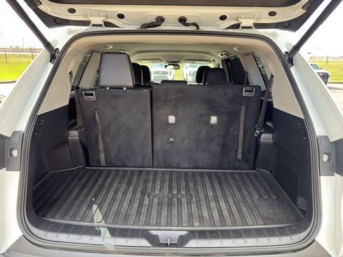 Used 2024 Toyota Grand Highlander XLE image 14