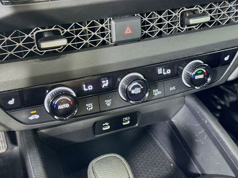 Used 2023 Honda Accord EX image 24