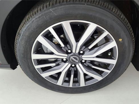 Used 2023 Nissan Kicks SV image 41