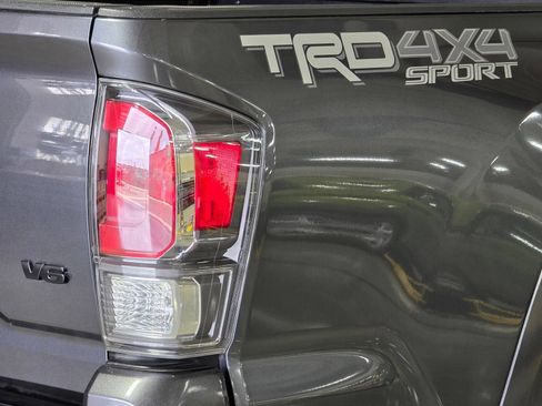 Used 2023 Toyota Tacoma TRD Sport w/ Black Out Package (TMS) AWD/4WD image 12