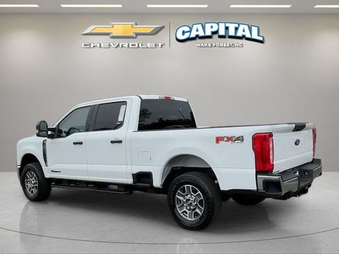 Used 2025 Ford F250 XLT w/ FX4 Off-Road Package AWD/4WD image 4