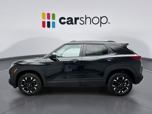 Used 2023 Chevrolet TrailBlazer LT AWD/4WD image 2