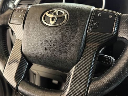 Used 2011 Toyota 4Runner Limited AWD/4WD image 57