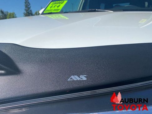 Used 2022 Toyota 4Runner SR5 Premium w/ Moonroof Package AWD/4WD image 11