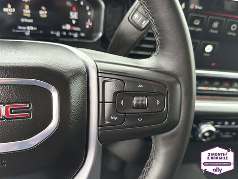 Used 2026 GMC Sierra 1500 SLT AWD/4WD image 19