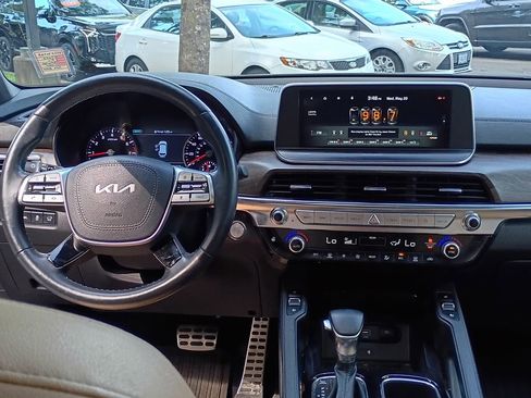 Used 2022 Kia Telluride SX w/ Towing Package AWD/4WD image 22