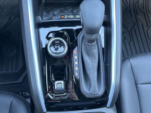 New 2026 Chevrolet Colorado Trail Boss AWD/4WD image 39